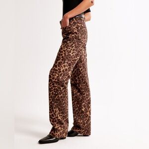 Abercrombie & Fitch leopard print jeans
